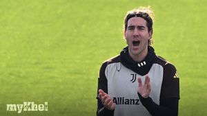 Motta To Decide On Vlahovic's Starting Position For Juventus' Match Against Benfica