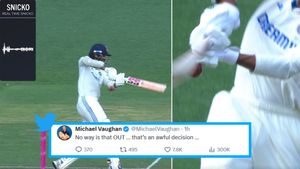 IND vs AUS: Washington Sundar was 'clearly NOT OUT' say fans, England legend agrees