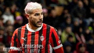 Sergio Conceicao Defends Theo Hernandez After AC Milan's Champions League Exit To Feyenoord