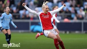 Arsenal Triumphs With Dramatic 4-3 Win Against Manchester City In WSL Clash