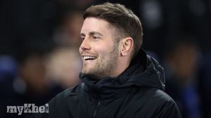 Brighton & Hove Albion Secures Fortunate 2-1 Victory Over Bournemouth In Premier League Clash