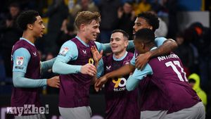 Burnley Achieves Ninth Consecutive Clean Sheet To Rise To Second Place In Championship