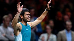 Carlos Alcaraz reaches Rotterdam semi-finals with 'perfect' performance