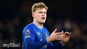Everton Aims For Victory In Final Merseyside Derby Against Liverpool At Goodison Park