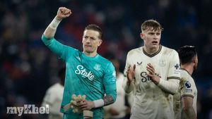 Everton's Jarrad Branthwaite Focuses On Maintaining Momentum Ahead Of Manchester United Clash