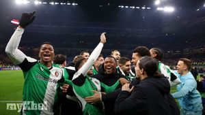 Feyenoord Achieves Historic Champions League Qualification After Draw Against AC Milan