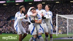 Leeds United Maintain Championship Lead With Dominant 7-0 Victory Over Cardiff City