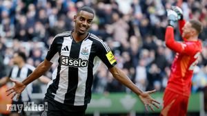 Newcastle United Secures 4-3 Victory Against Nottingham Forest As Isak Scores Twice