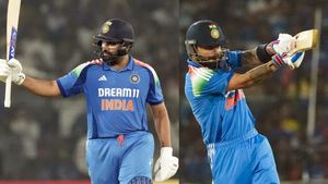 IND vs ENG 3rd ODI: Rohit Sharma & Virat Kohli Close to Big Milestones When India Face England in Ahmedabad