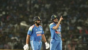 India vs England 2nd ODI Halted Twice Due to Floodlight Failure at Barabati Stadium