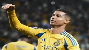 Al Nassr vs Al Wasl: Cristiano Ronaldo shows New Celebration as Son celebrates in stands - Watch