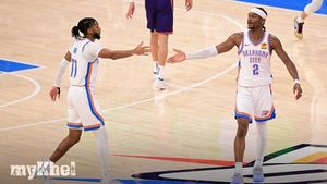 Shai Gilgeous-Alexander Achieves 50-Point Milestone In Thunder's Victory Over Suns