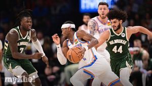 Shai Gilgeous-Alexander Scores 50 Points Again While Pursuing Consistency In NBA Career