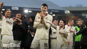 Anel Ahmedhodzic's Late Goal Secures Sheffield United's Return To Championship Summit