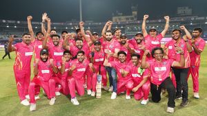 ISPL 2025: Srinagar set up Final meet with Majhi Mumbai after comprehensive Qualifier 2 victory