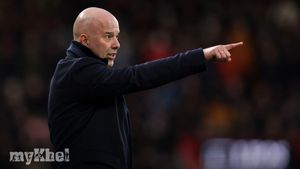 Arne Slot Sticks To Game Plan For Tottenham After First-Leg Setback In EFL Cup