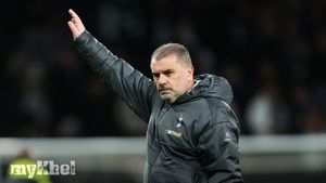 Tottenham Shows Dominance In Second Half Against Manchester City Despite Defeat