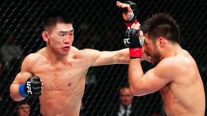UFC Seattle 2025 Results: Song Claims Technical Win Over Cejudo; Hernandez Outworks Allen