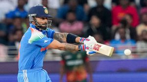 Virat Kohli becomes only 3rd player to reach 14000 ODI Runs, beats Sachin Tendulkar as Fastest