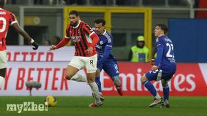 AC Milan Triumphs 2-1 Over Como As Dele Alli Faces Early Dismissal In Comeback Match