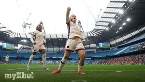 Chelsea Triumphs Over Manchester City With Late Winner From Erin Cuthbert In WSL Clash