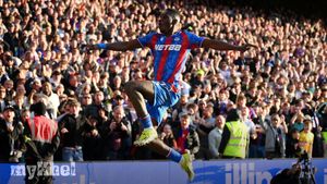 Crystal Palace Triumphs 1-0 Over Ipswich Town As Ismaila Sarr Scores Late Winner