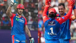 DC vs SRH: Mitchell Starc, Faf du Plessis power Delhi Capitals to back-to-back victories