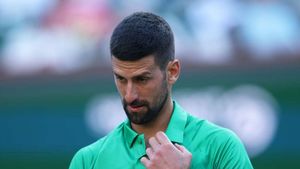 'Struggling' Novak Djokovic suffers shock Indian Wells defeat