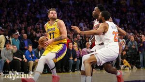 Lakers Overcome Double-Digit Deficit To Beat Knicks In Overtime Thriller
