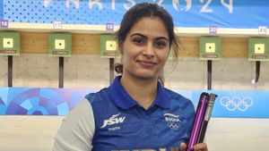Manu Bhaker Aims To Go Bigger Than Bronze, Sets Sights On Greater Heights