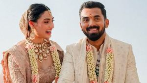 KL Rahul and Athiya Shetty Welcome Baby Girl, Wishes Pour In on Social Media