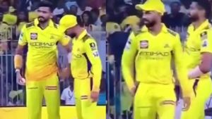 Fact Check: Did Khaleel Ahmed Tamper with the Ball During IPL 2025 Match Between CSK and MI?