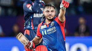 IPL 2025: Ashutosh Sharma's Heroics Seal Thrilling Victory for DC Over LSG