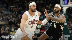 NBA: Cleveland Cavaliers Achieve Historic 14th Win While Thunder Extend Streak To Seven Games