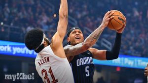 Orlando Magic Showcase Full-Team Effort To Halt Cavaliers' Winning Streak