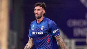 IPL 2025: Reece Topley out for Mumbai Indians? Five players who MI can sign as Replacement
