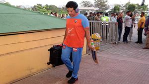 IML 2025: Sachin Tendulkar seen wearing his own Brand 'Ten X You' Apparels - What is it All About?
