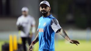 'Talk About The Game And Not What I Ate Yesterday' - Virat Kohli Delivers Straightforward Message to Broadcasters