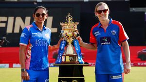 WPL 2025 Final: Mumbai Indians or Delhi Capitals - Which Team Has Won Women's Premier League Trophy Most?