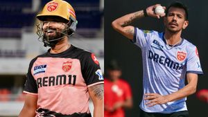 IPL 2025: Yuzvendra Chahal Breaks a Leg With Shreyas Iyer After Dhanashree Verma Divorce Drama!