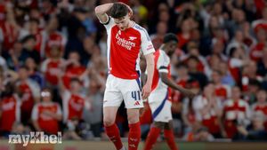 Arsenal Maintain Hope Of Champions League Final After Narrow Defeat To PSG