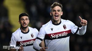 Bologna Triumphs Over Empoli 3-0 In Coppa Italia Semi-Final With Dallinga's Double