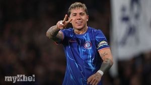 Chelsea Triumphs Over Tottenham 1-0 As Enzo Fernandez Scores Decisive Header