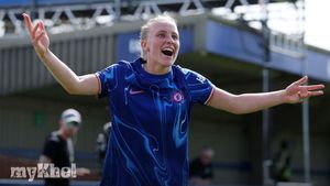 Chelsea Triumphs Over Liverpool 2-1 As Beever-Jones Scores Late In Women's FA Cup Semi-Final