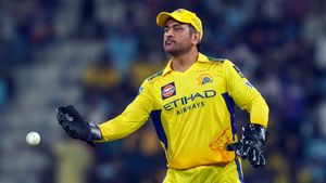 CSK vs SRH IPL 2025: MS Dhoni Set to Join Virat Kohli, Rohit Sharma & Dinesh Karthik in T20 400-Club