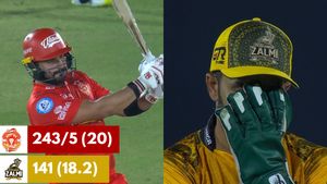 PSL 2025: Islamabad United Hammer Peshawar Zalmi by 102 Runs, Shahibzada Farhan makes statement century