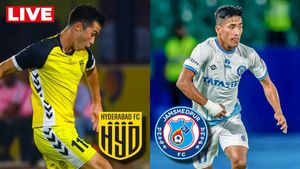 Jamshedpur FC vs Hyderabad FC Highlights, Kalinga Super Cup 2025 Pre-Quarterfinal: JFC 2-0 HFC at Full Time, Stephen Eze, Javier Siverio goals take Jamshedpur into quarterfinals