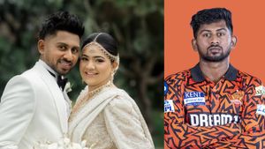 SRH player Kamindu Mendis cancelled Honeymoon to play in IPL 2025 - Is That True?