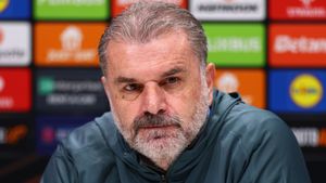 Chelsea vs Tottenham: Ange Postecoglou’s Ear-Cupping Gesture Deepens Rift With Spurs Fans