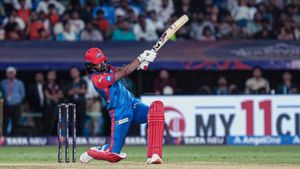 DC vs MI IPL 2025: What Was The Turning Point As Mumbai Indians Beat Delhi Capitals By 12 Runs?
